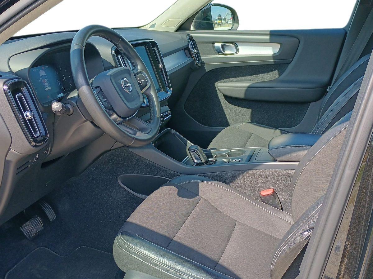 VOLVO XC40 - XC40 2.0 d3 Momentum geartronic my20