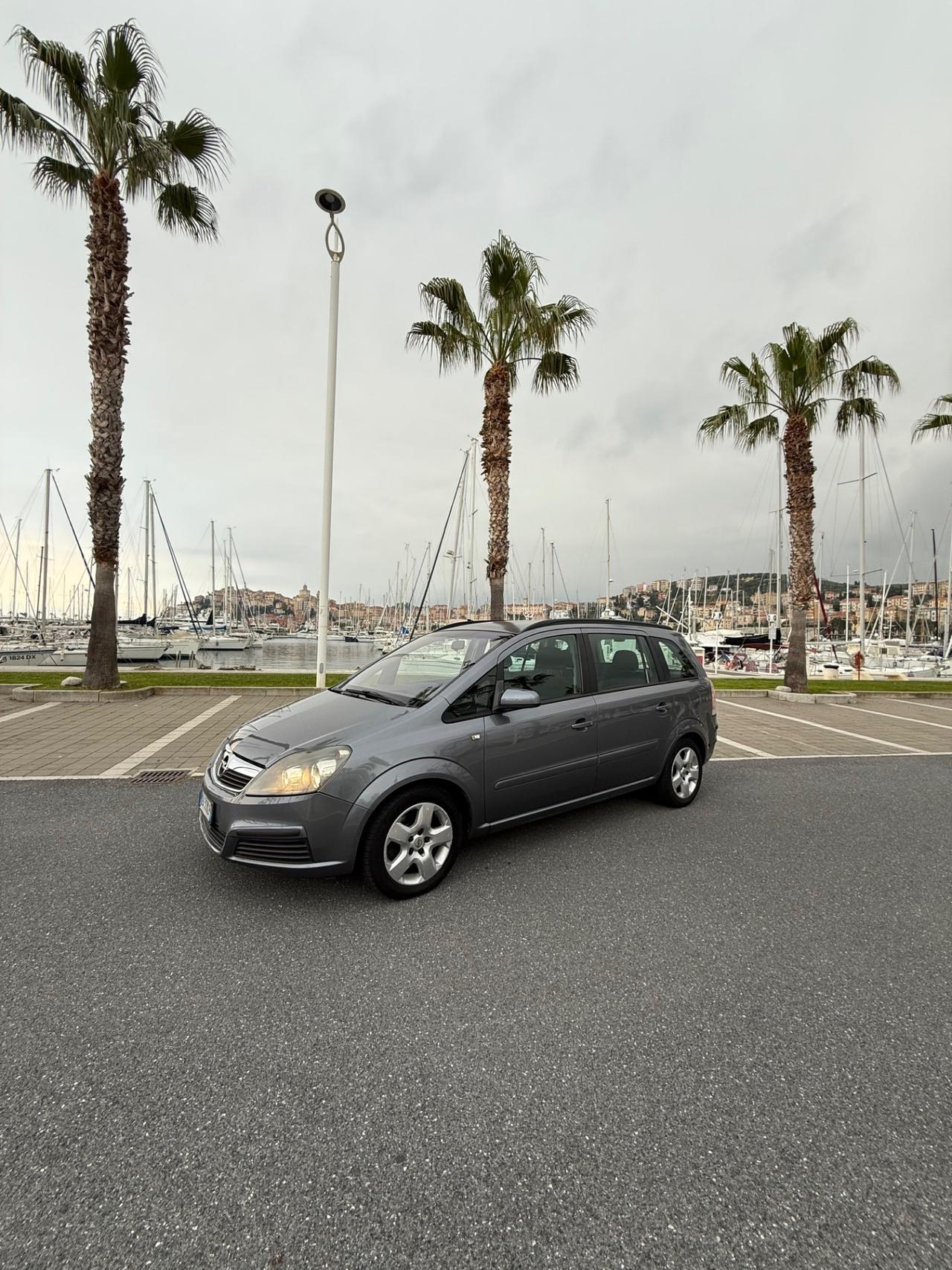 Opel Zafira 1.9 CDTI 120CV Cosmo