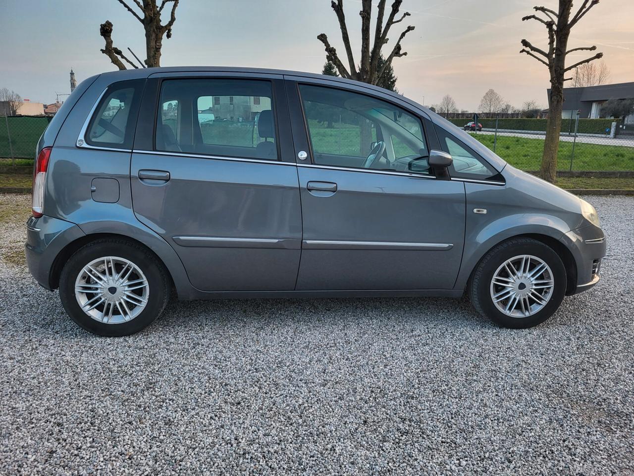 Lancia MUSA 1.4 Platino Ecochic GPL