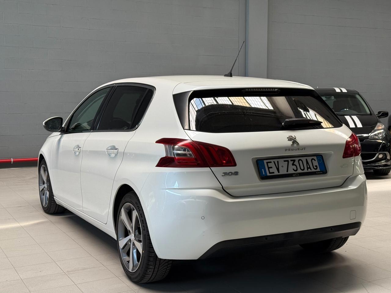Peugeot 308 1.6 THP 125 CV Allure