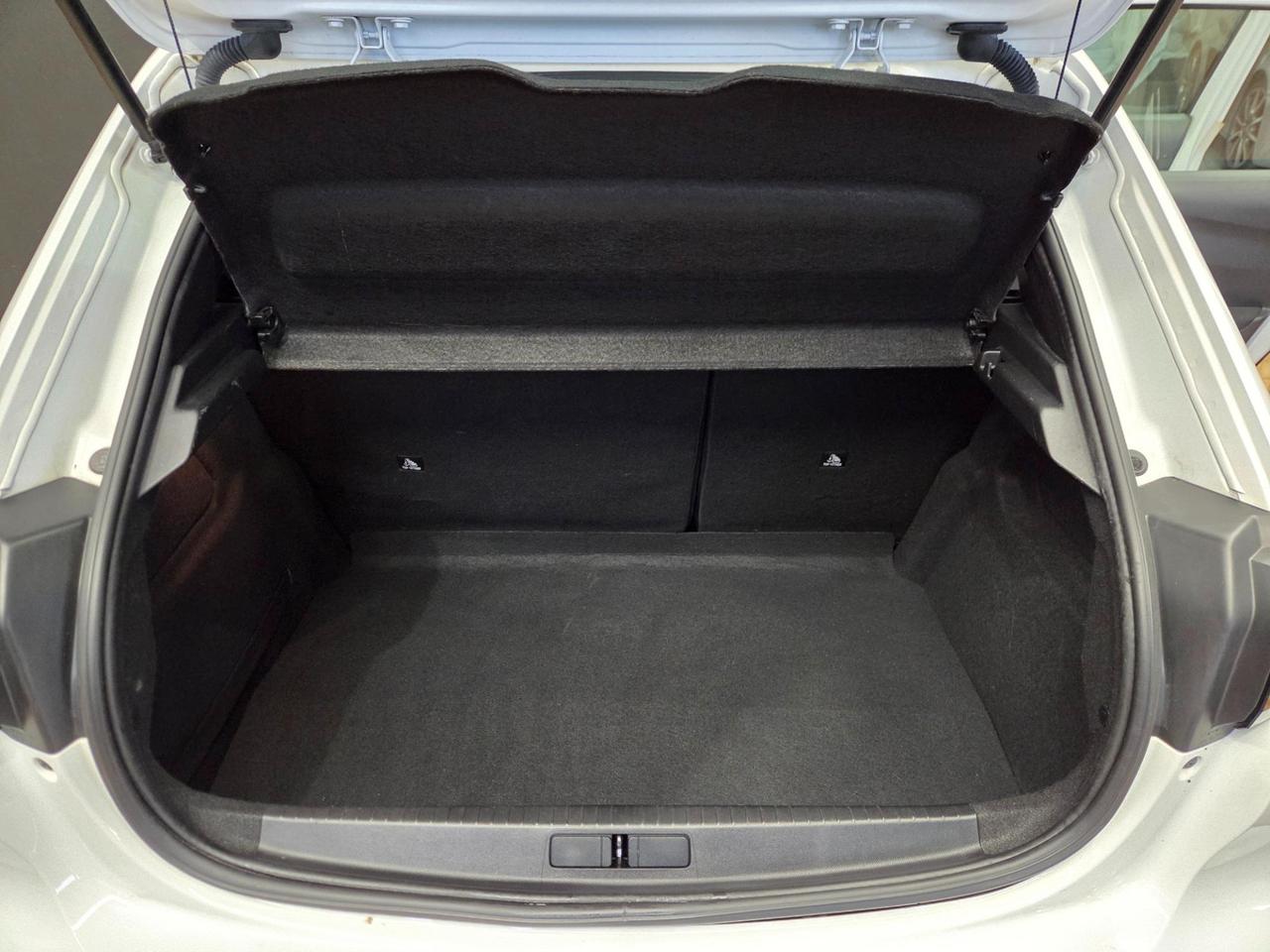 Peugeot 208 5 Porte 208 1.2 puretech Active s&s 75cv