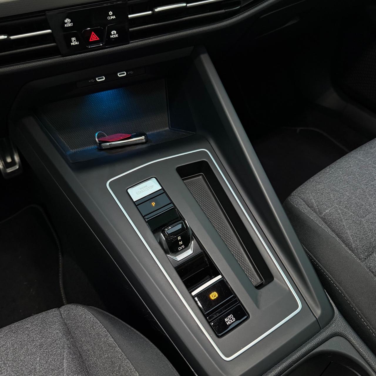 Volkswagen Golf 2.0 TDI DSG Move - Tetto Apribile