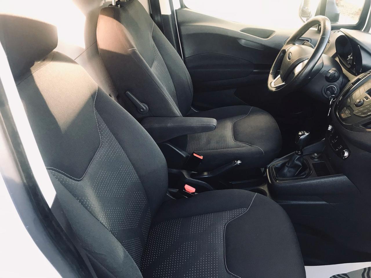 Ford Transit Courier Transit Courier 1.5 TDCi 75CV Van Trend