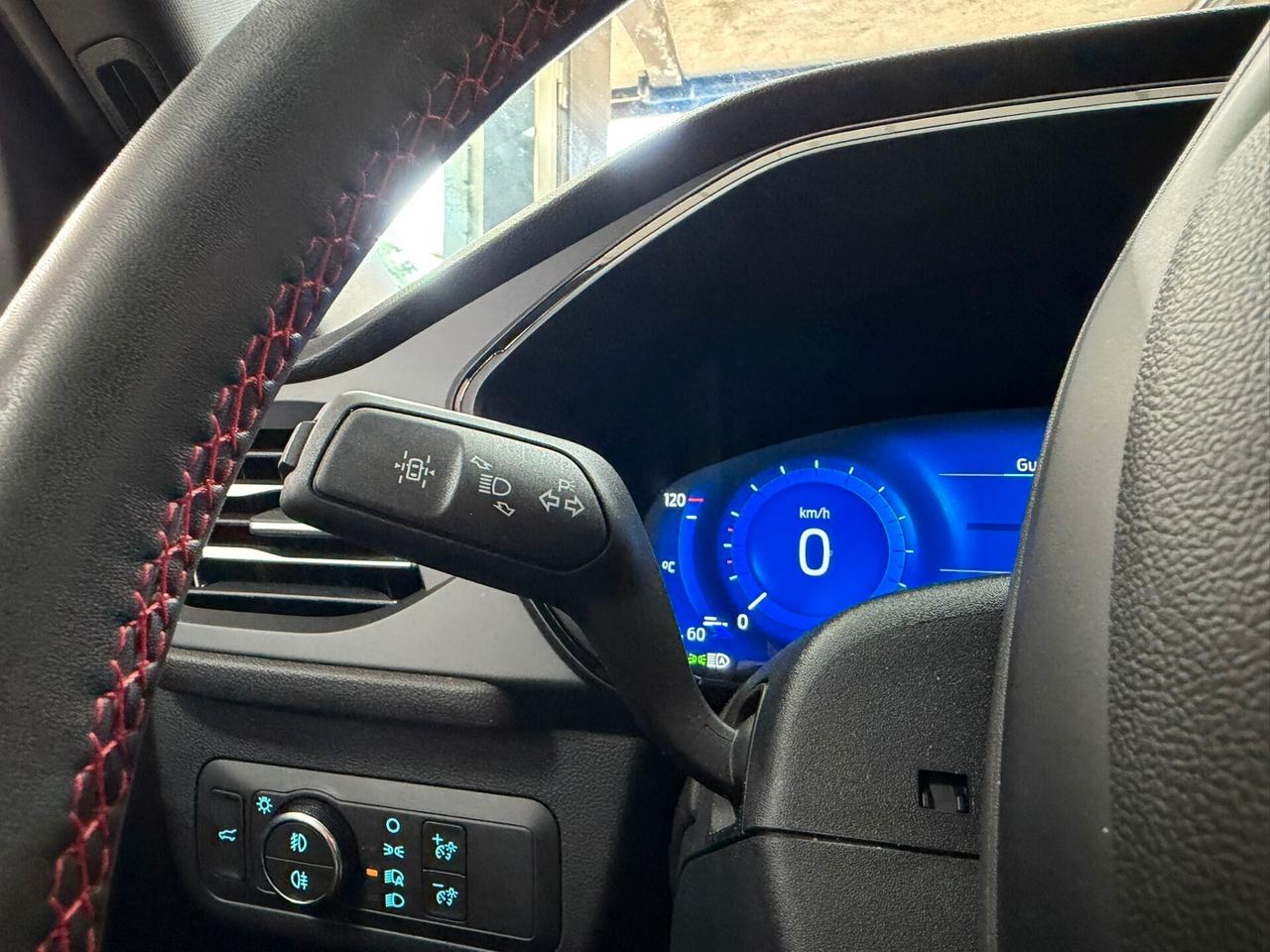 Ford Kuga 2.5 Full Hybrid CVT ST-Line