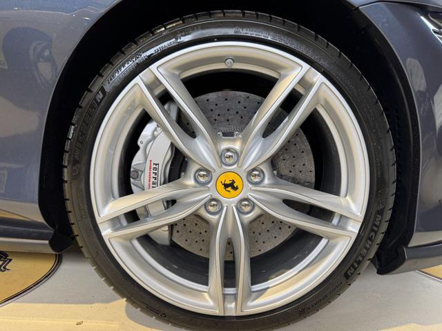 FERRARI Roma SOSP. MAGNERIDE / DISPLAY PASS./ CARBO