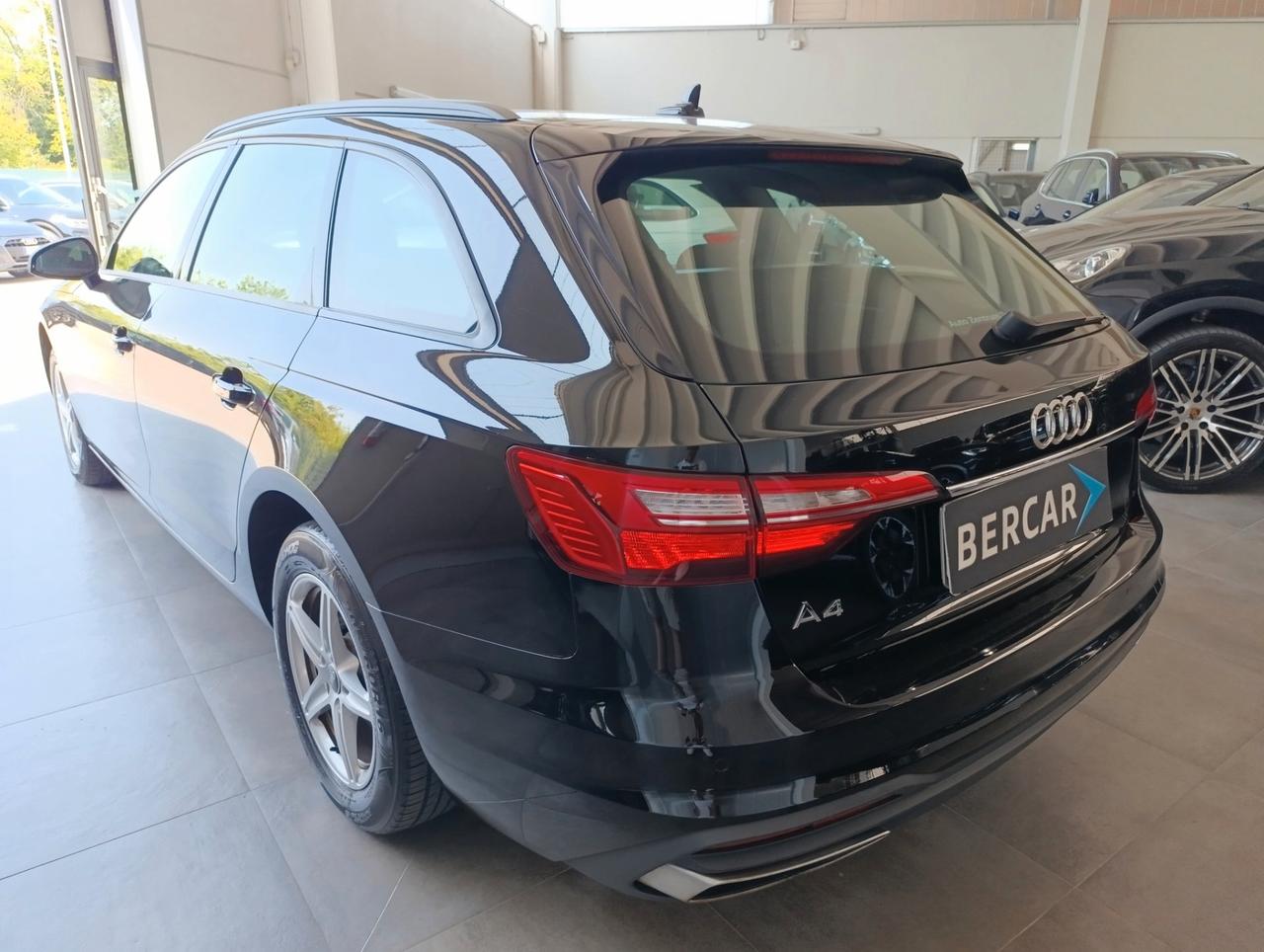 Audi A4 Avant 30 2.0 tdi mhev 136cv s-tronic