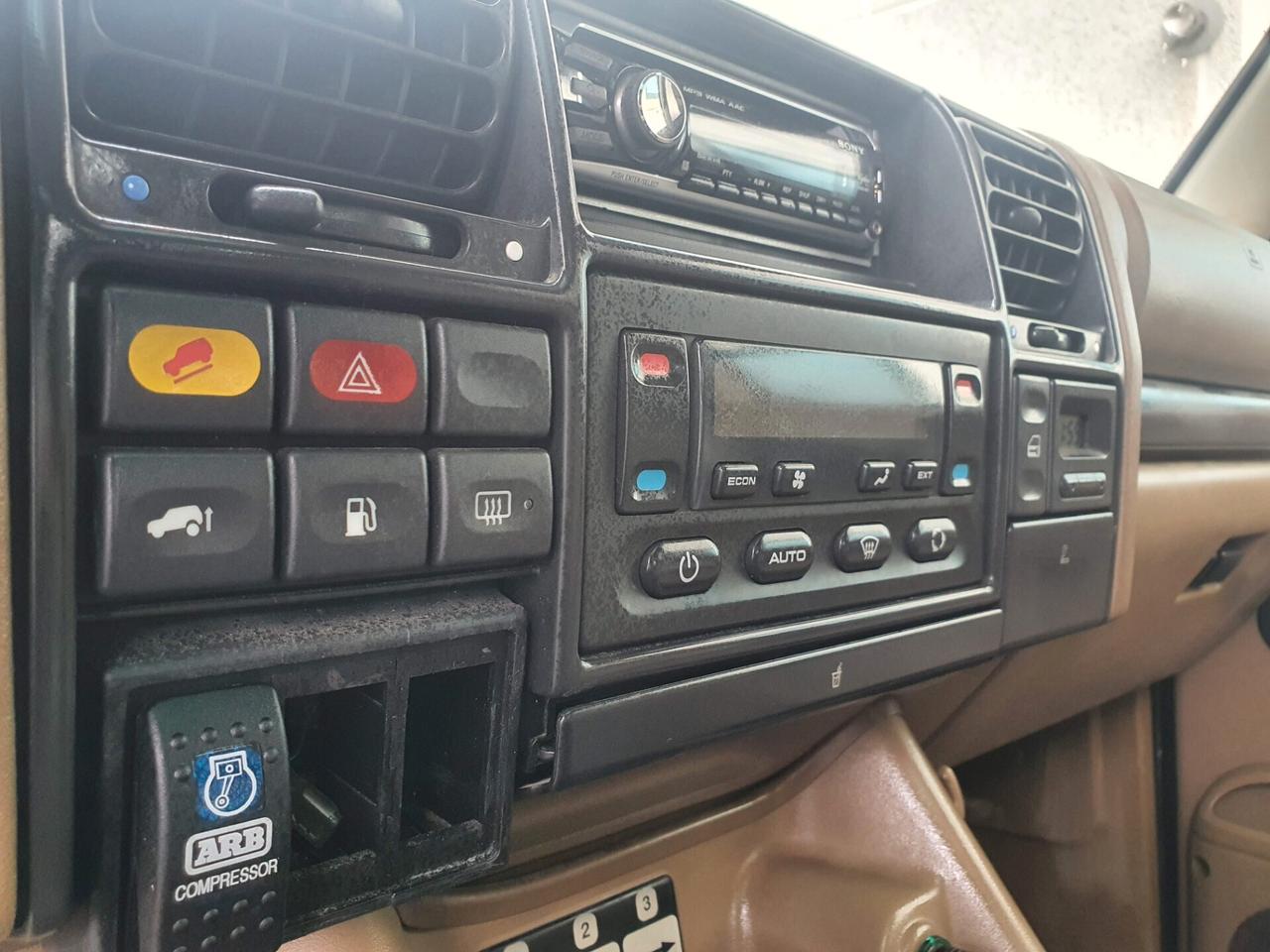 Land Rover Discovery Td5 preparata omologata gancio traino