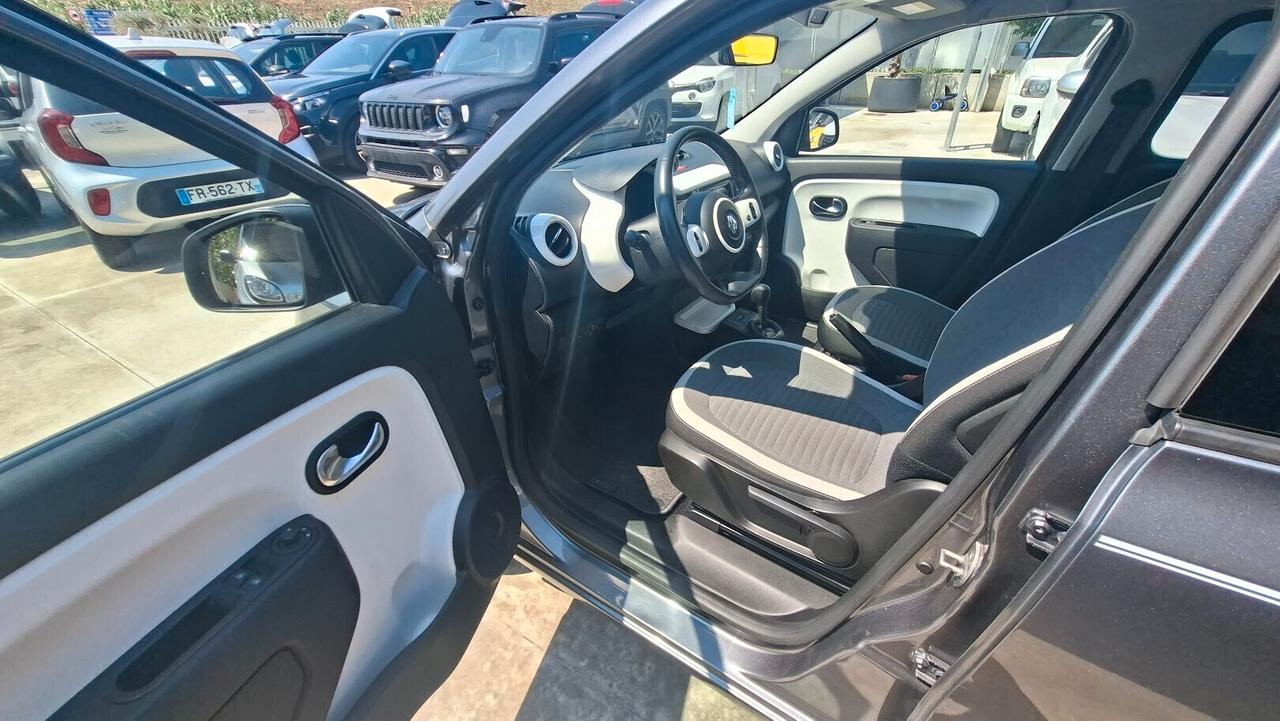 Renault Twingo TCe 90 CV EDC Intens
