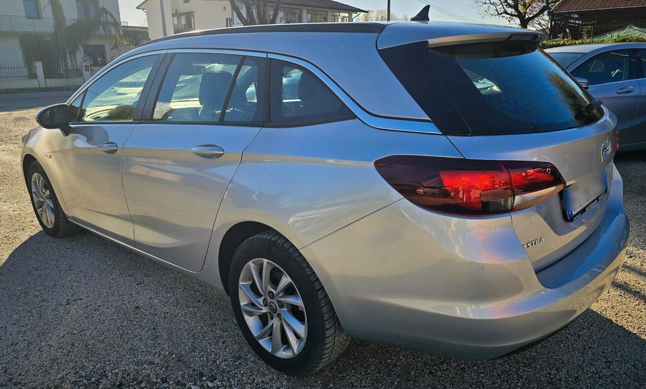 Opel Astra 1.6 CDTi 110CV - 2018