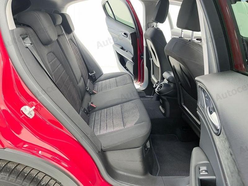 Alfa Romeo Stelvio 2.2 t Business Q4 190cv auto my19