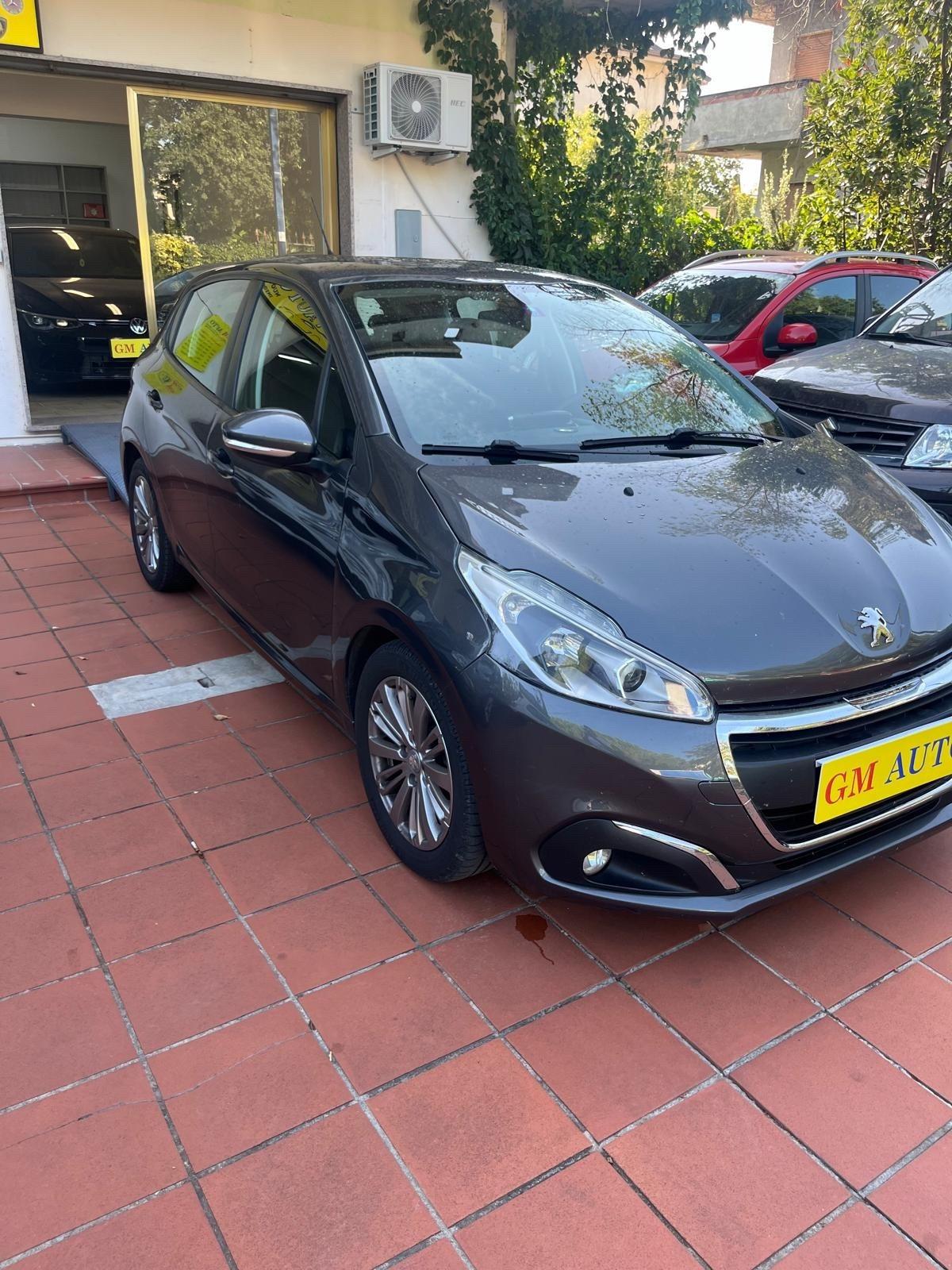 Peugeot 208 BlueHDi 75 5 porte Allure