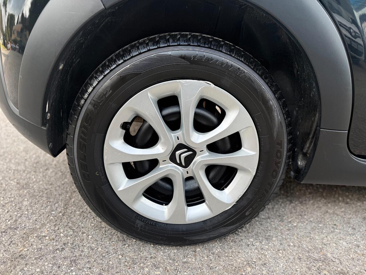 " UNA CHICCA " Citroen C3 PureTech 82 Feel