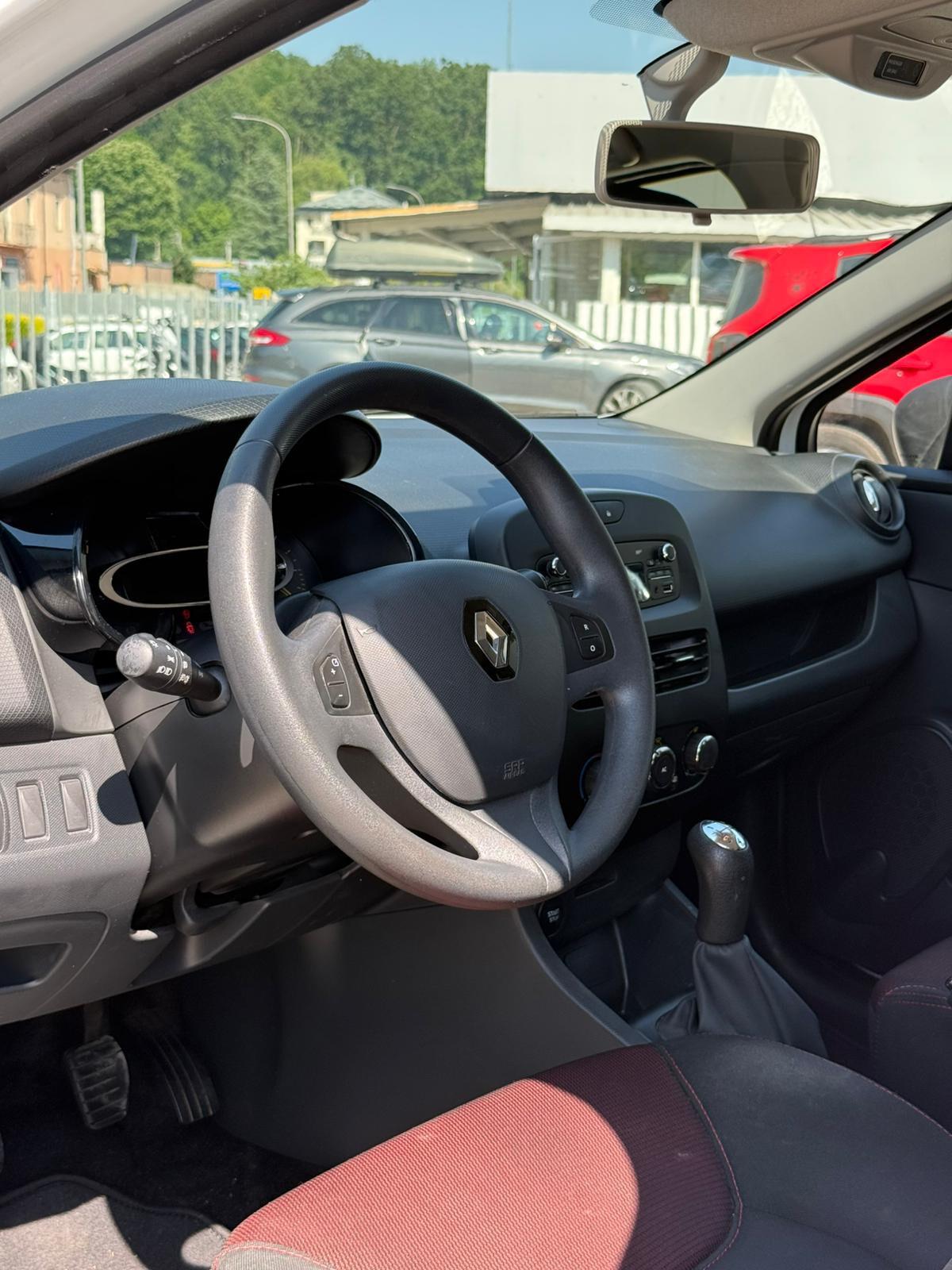 Renault Clio 1.2 75CV 5 porte Live