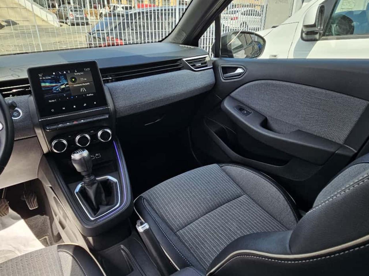 RENAULT Clio V 2023 - Clio 1.0 tce Techno 90cv