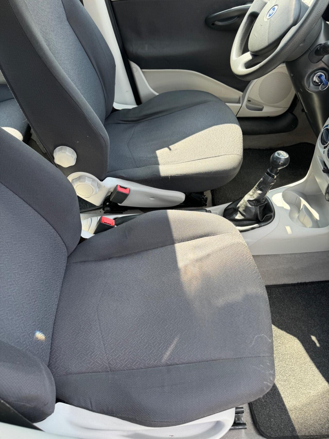 Fiat Punto 1.2i cat 5 porte ELX neopatentati