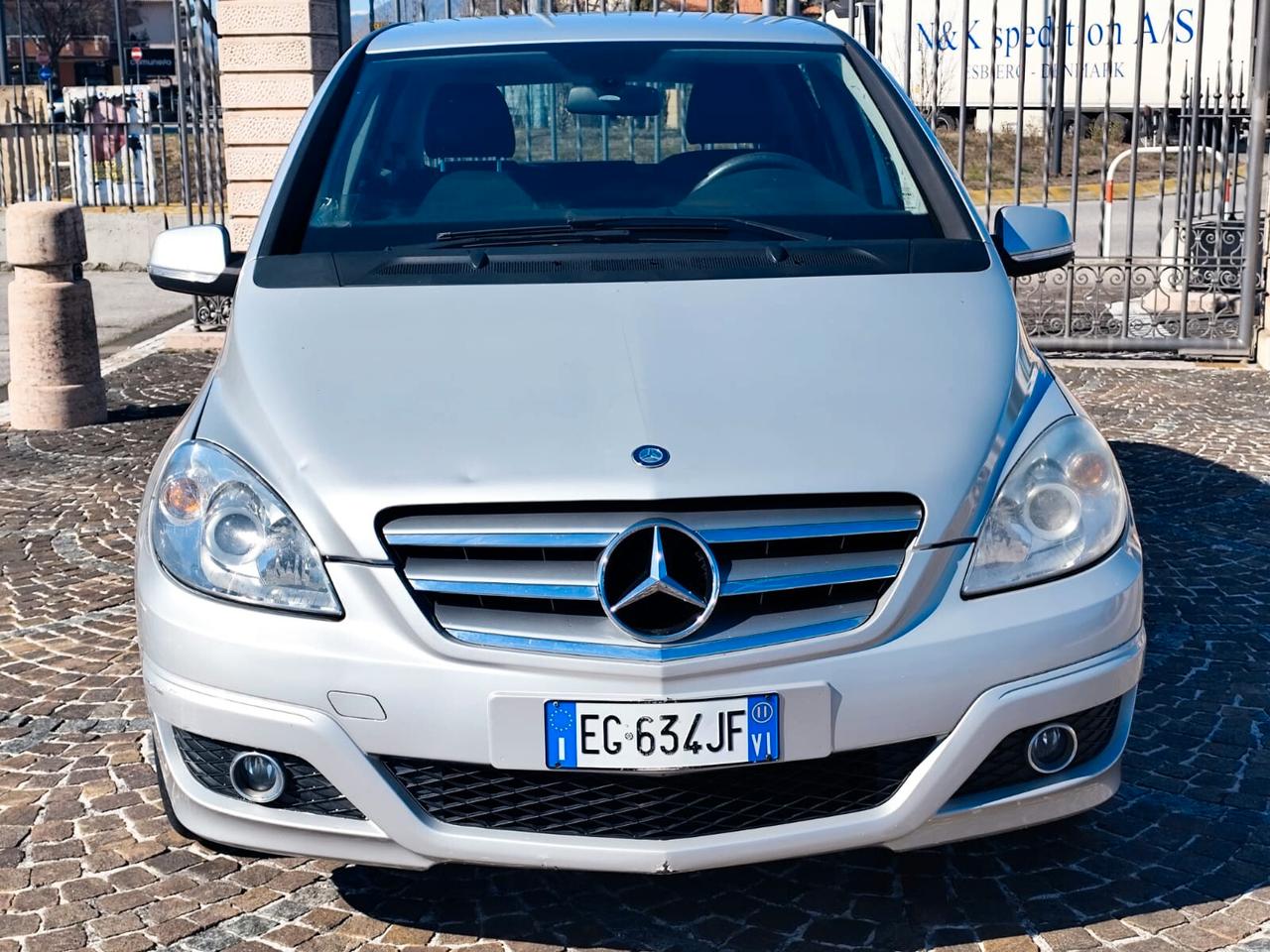 Mercedes-benz B 180 B 180 BlueEFFICIENCY Executive