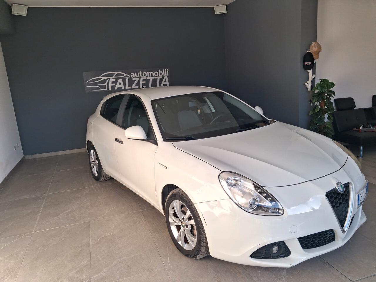 Alfa Romeo Giulietta 1.6 JTDm-2 105 CV Distinctive
