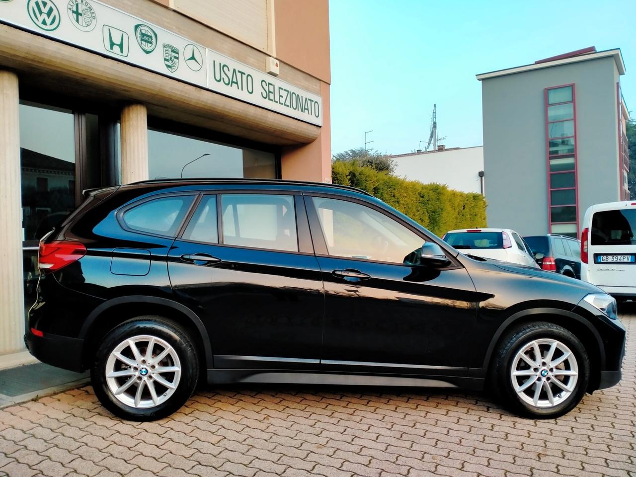 BMW X1 SDRIVE18D BUSINESS ADVANTAGE STEPTRONIC LED/ANTIFURTO