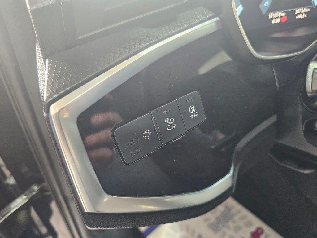 Audi Q3 35 TDI quattro S tronic Business Advanced