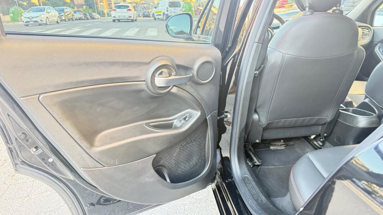 Fiat 500X 1.0 T3 120 CV Sport LED KAMERA NAVI CAR PLAY BLUETOOTH PDC PELLE CERCHI 18 BRACCIOLO