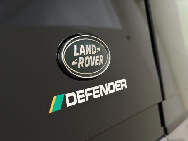LAND ROVER Defender 110 3.0D I6 200 CV AWD Auto SE