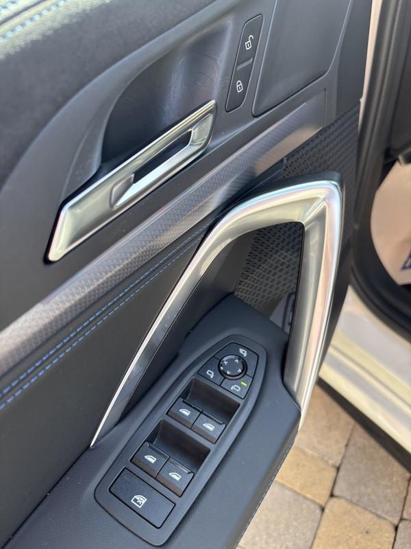 BMW X1 sdrive18d auto FULL LED-NAVI-CAM-18"