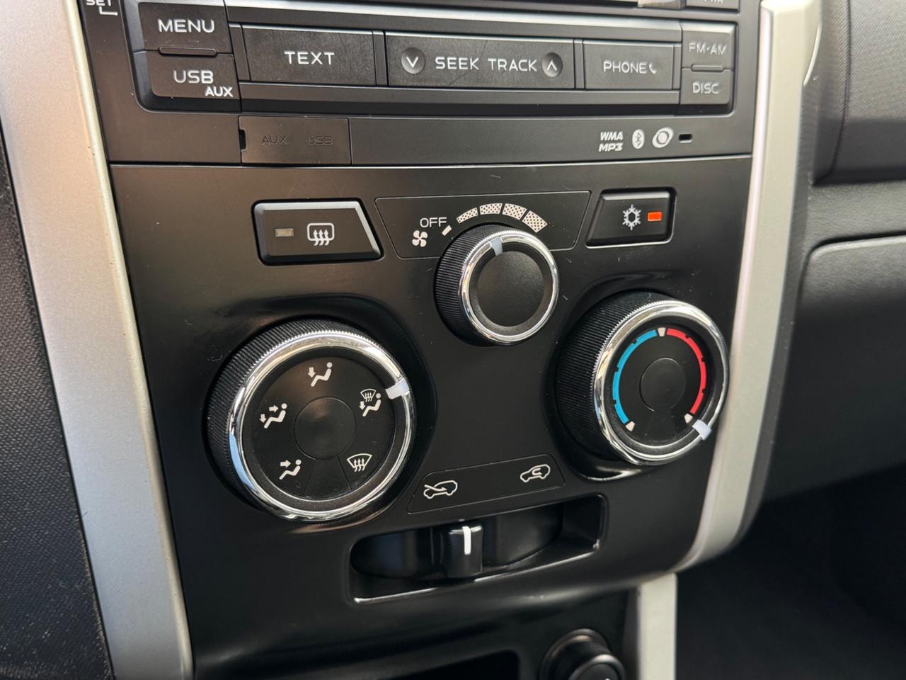 Isuzu D-Max 2.5 Crew Cab Solar A/T 4WD