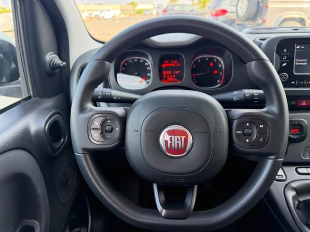 FIAT Panda 1.0 HYBRID CITY LIFE+CLIMATRONIC+SCHERMO+5POSTI