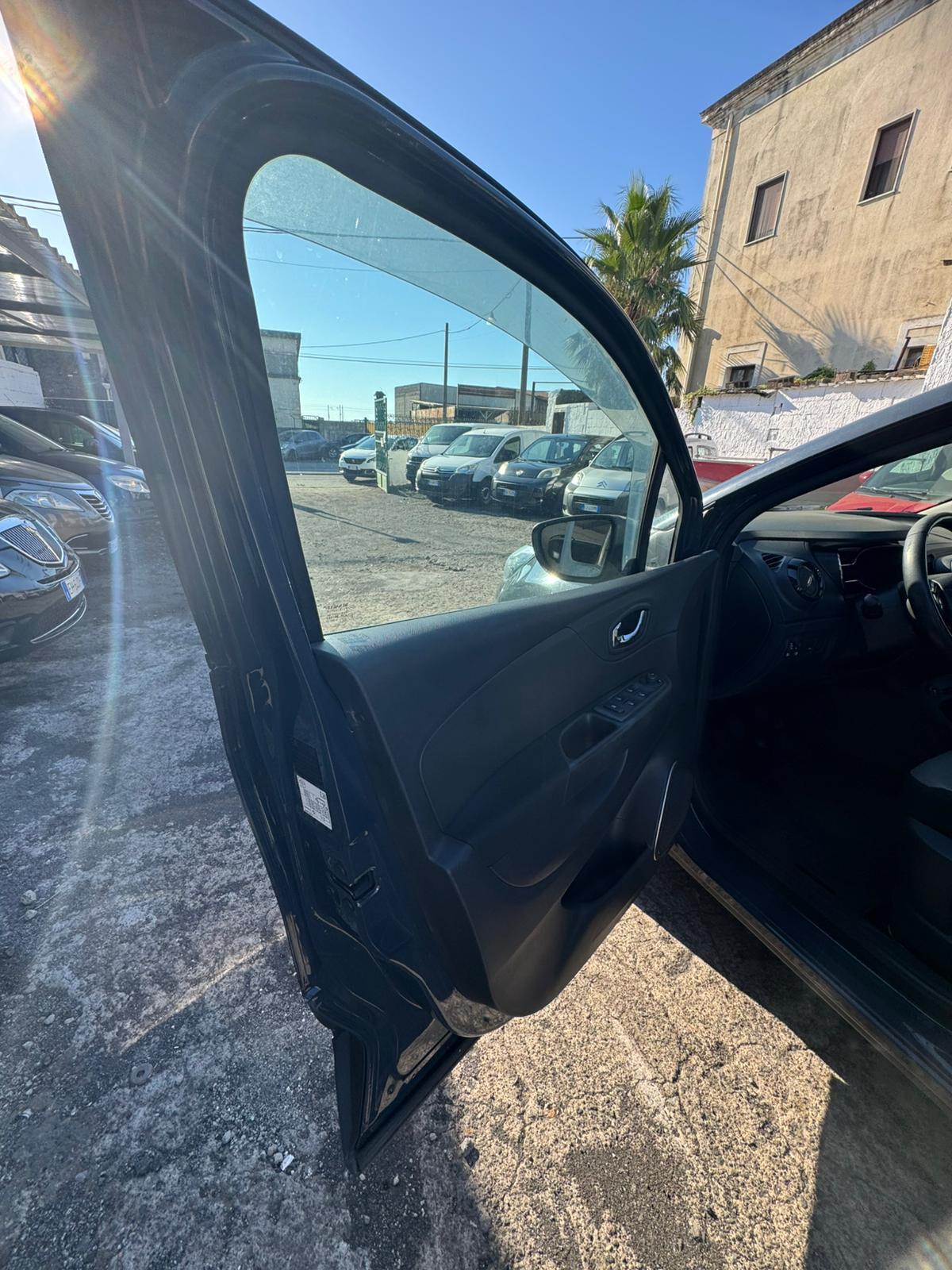 Renault Captur dCi 8V 90 CV Start&Stop Energy Iconic