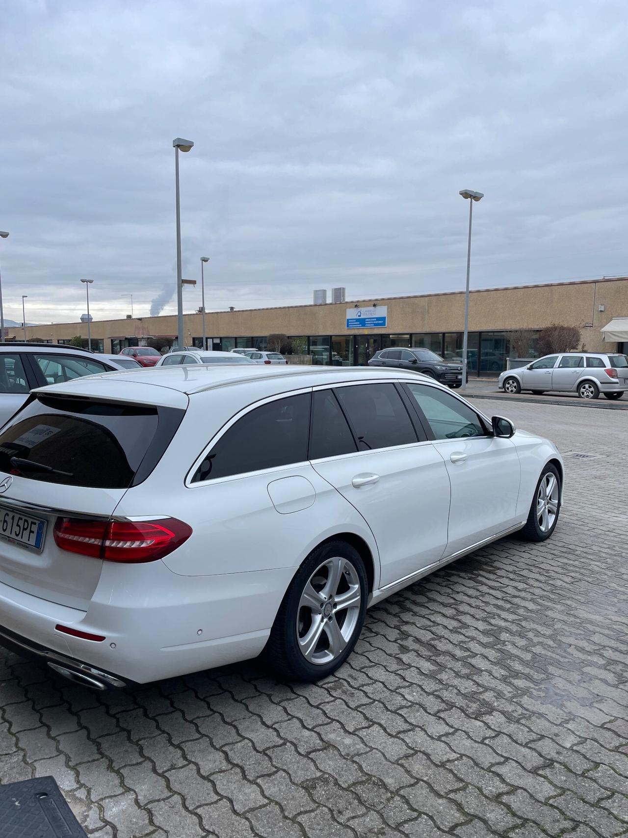 Mercedes-benz E 220 d S.W. Auto Exclusive