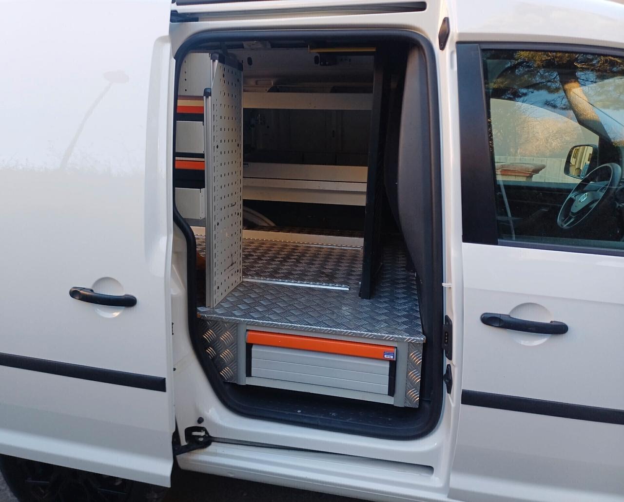VOLKSWAGEN CADDY 2.0 TDI 122cv 4 MOTION "ALLESTITO