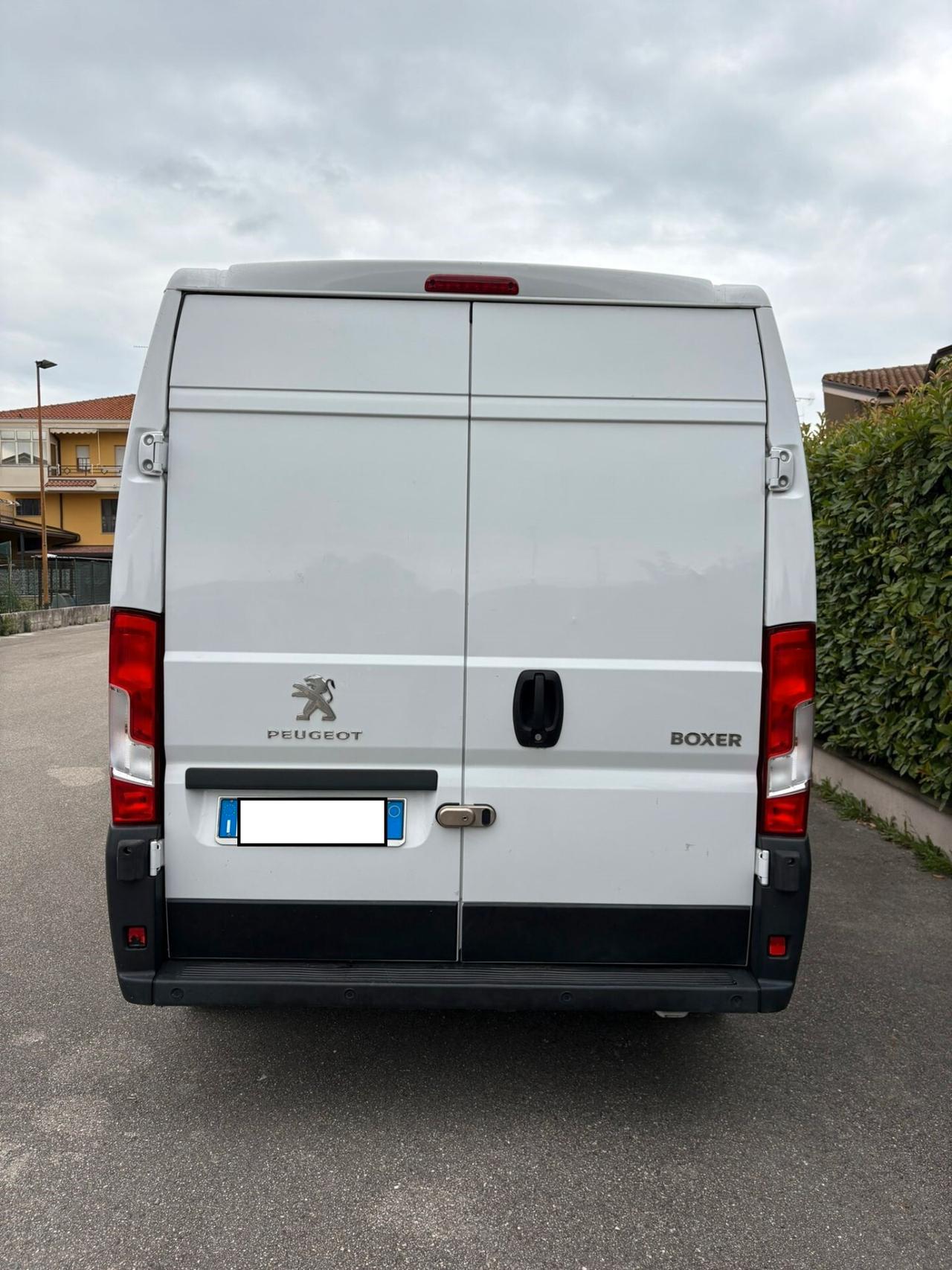 PEUGEOT Boxer 2.2BHDi 140 S&S L2H2 - 2023