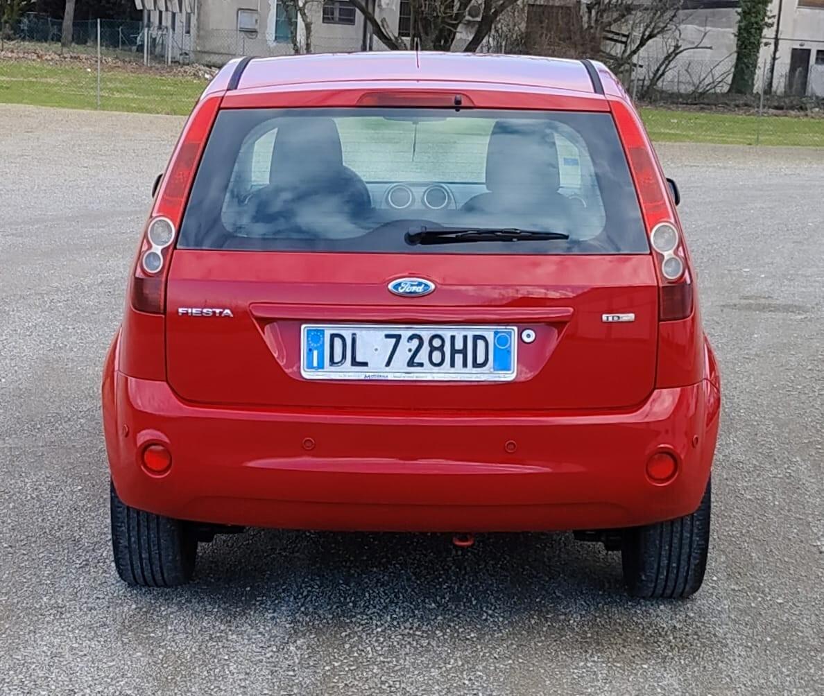 Ford Fiesta 1.4 TDCi 5p. Ghia