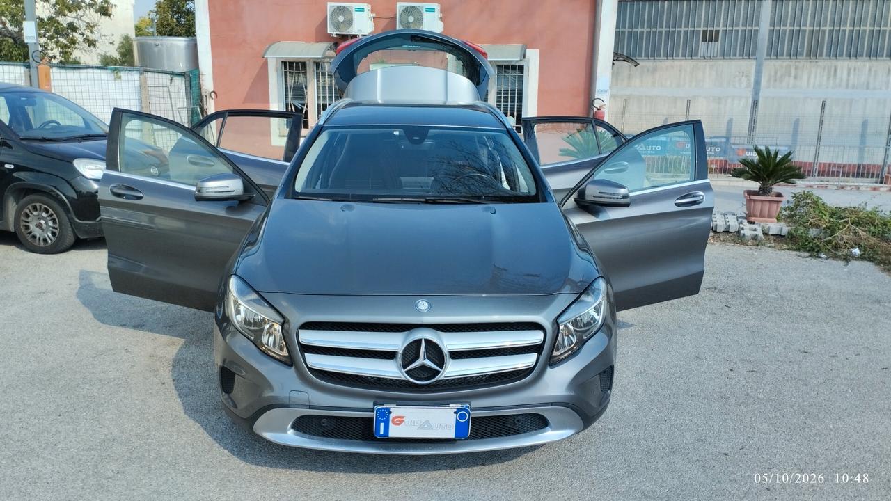Mercedes-benz GLA 200 d Automatic Premium