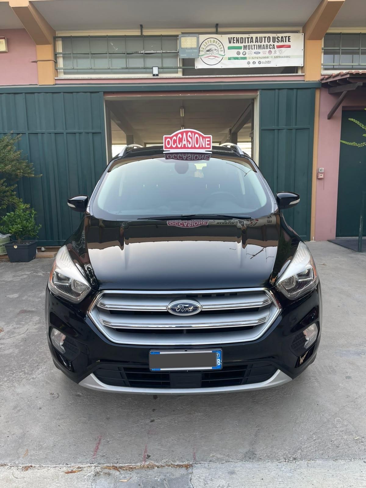 Ford Kuga 1.5 TDCI 120 CV S&S 2WD Powershift ST-Line