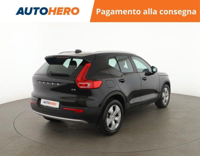 VOLVO XC40 D3 Momentum Pro