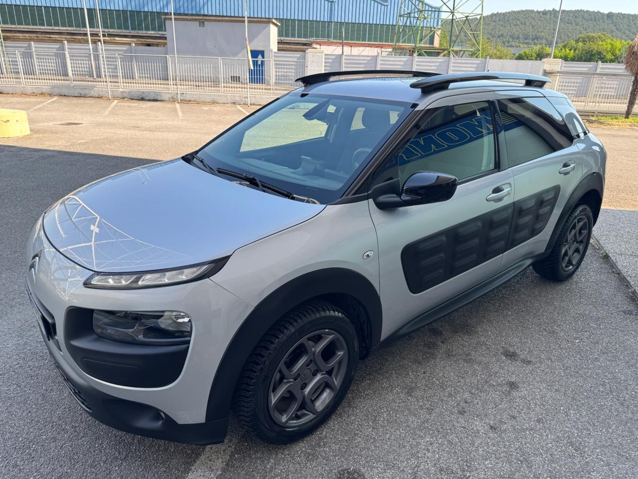 Citroen C4 Cactus BlueHDi 100 S&S Shine
