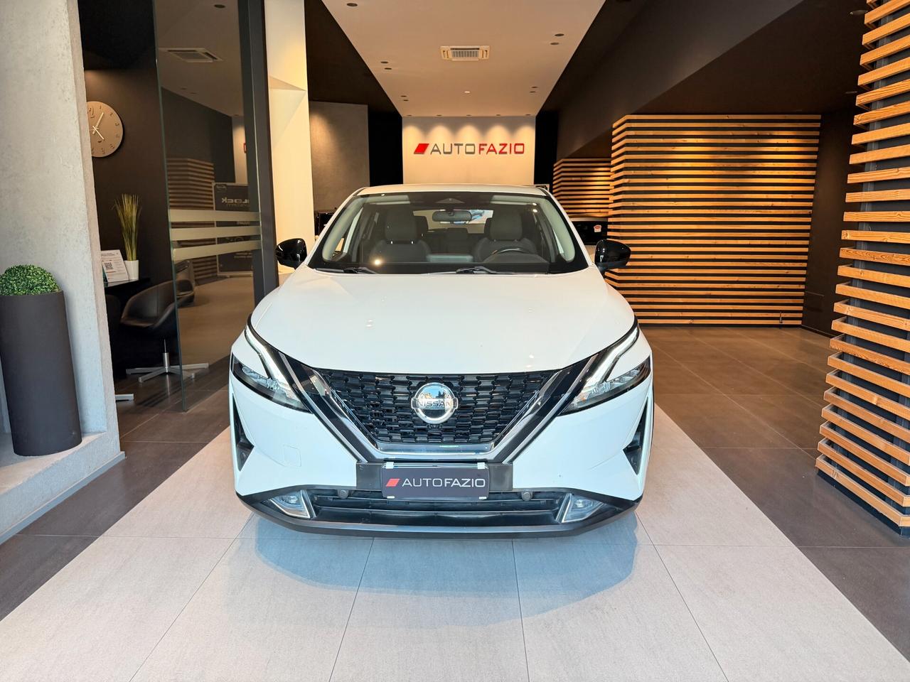 Nissan Qashqai MHEV 140 CV Business