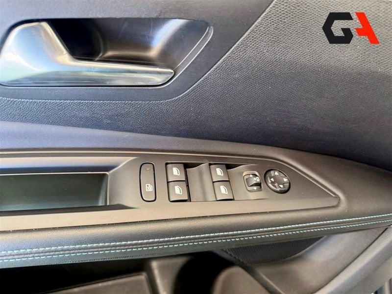 Peugeot 5008 BlueHDi 130 S&S EAT8 Allure Pack 7 posti