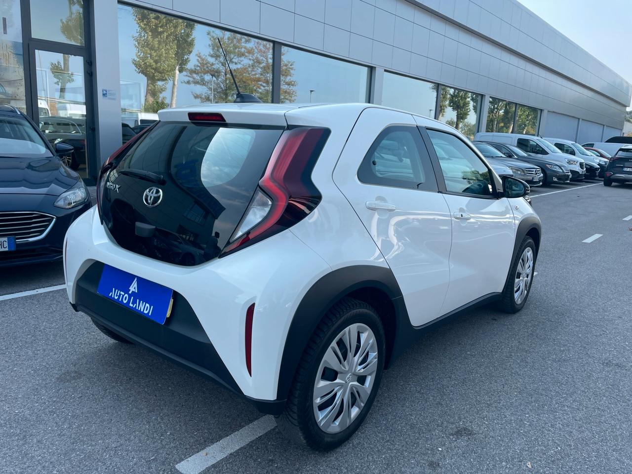 Toyota Aygo X 1.0 VVT-i 72 CV 5 porte Trend