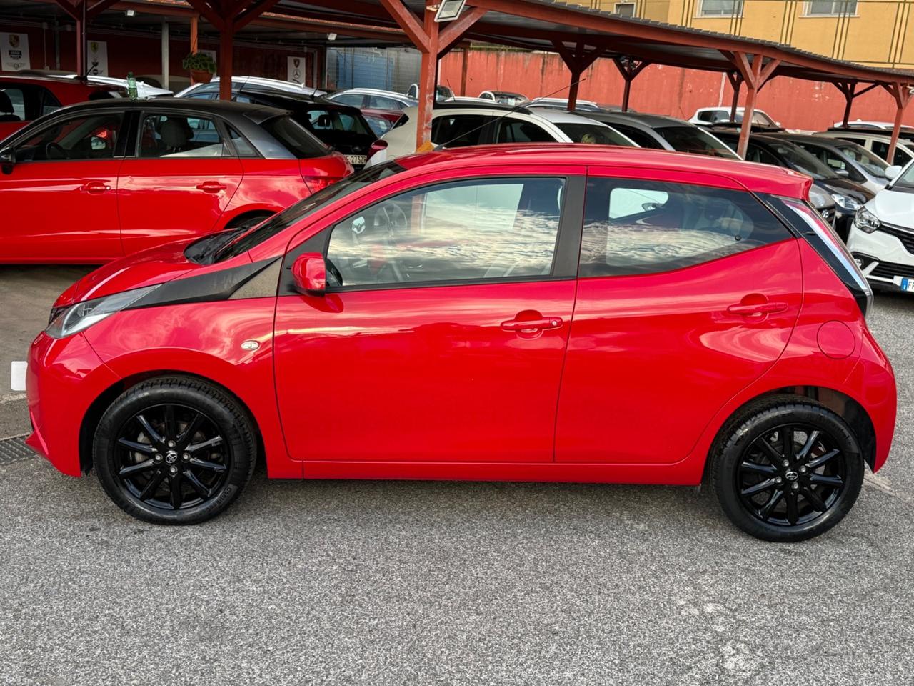 Aygo 1.0 ( 25 mila km ) unipro-automatica-neopatentati