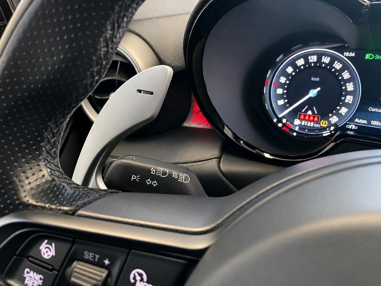 Alfa Romeo Tonale 1.3 280 CV PHEV AT6 Q4 Veloce