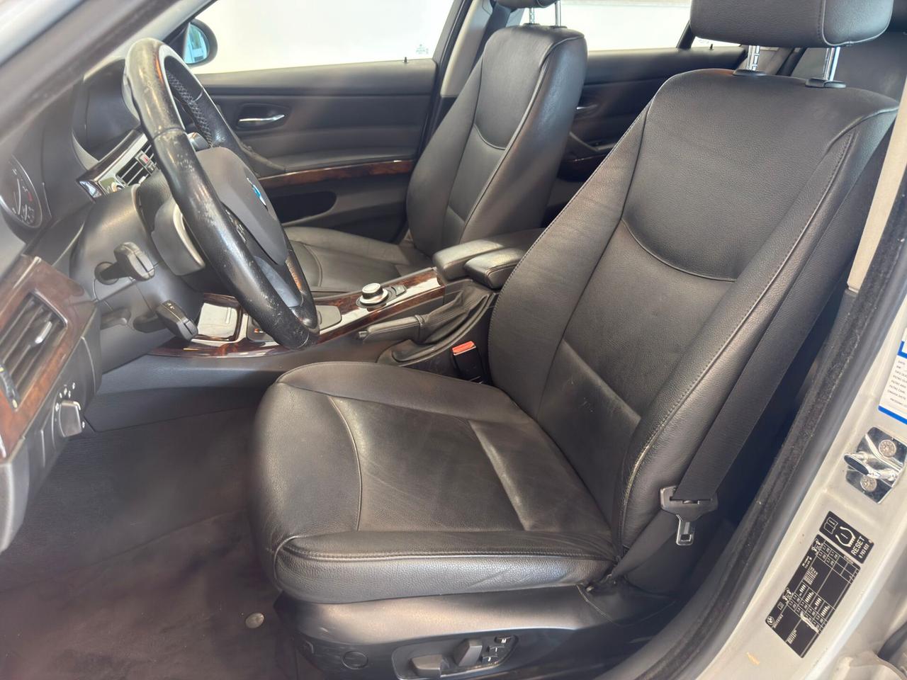 Bmw 330xi cat Touring Futura 272cv