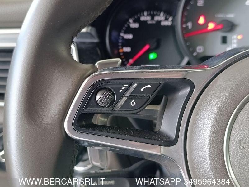 Porsche Macan 3.0 S Diesel*TETTO*PDC*XENON*