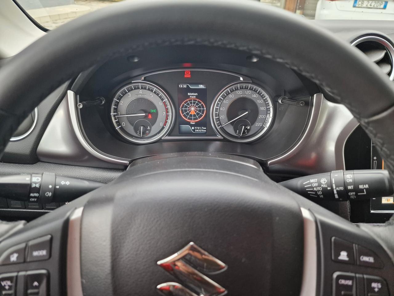 Suzuki Vitara 1.4 Hybrid Top