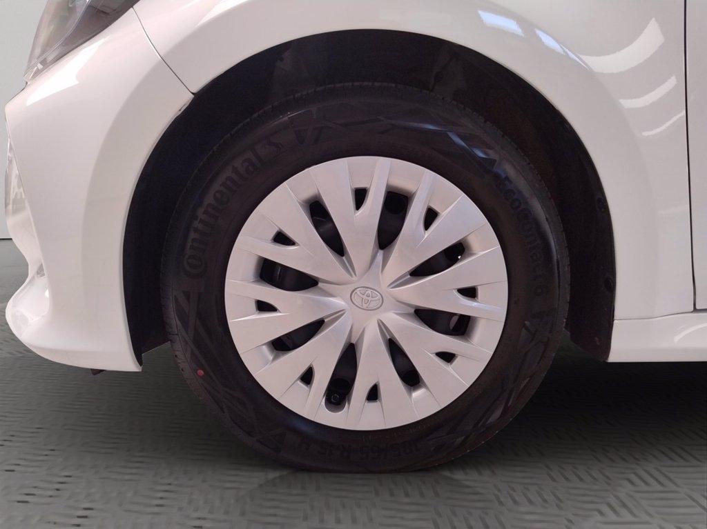 TOYOTA Yaris 1.0 active del 2022
