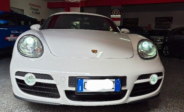 Porsche Cayman 2.7