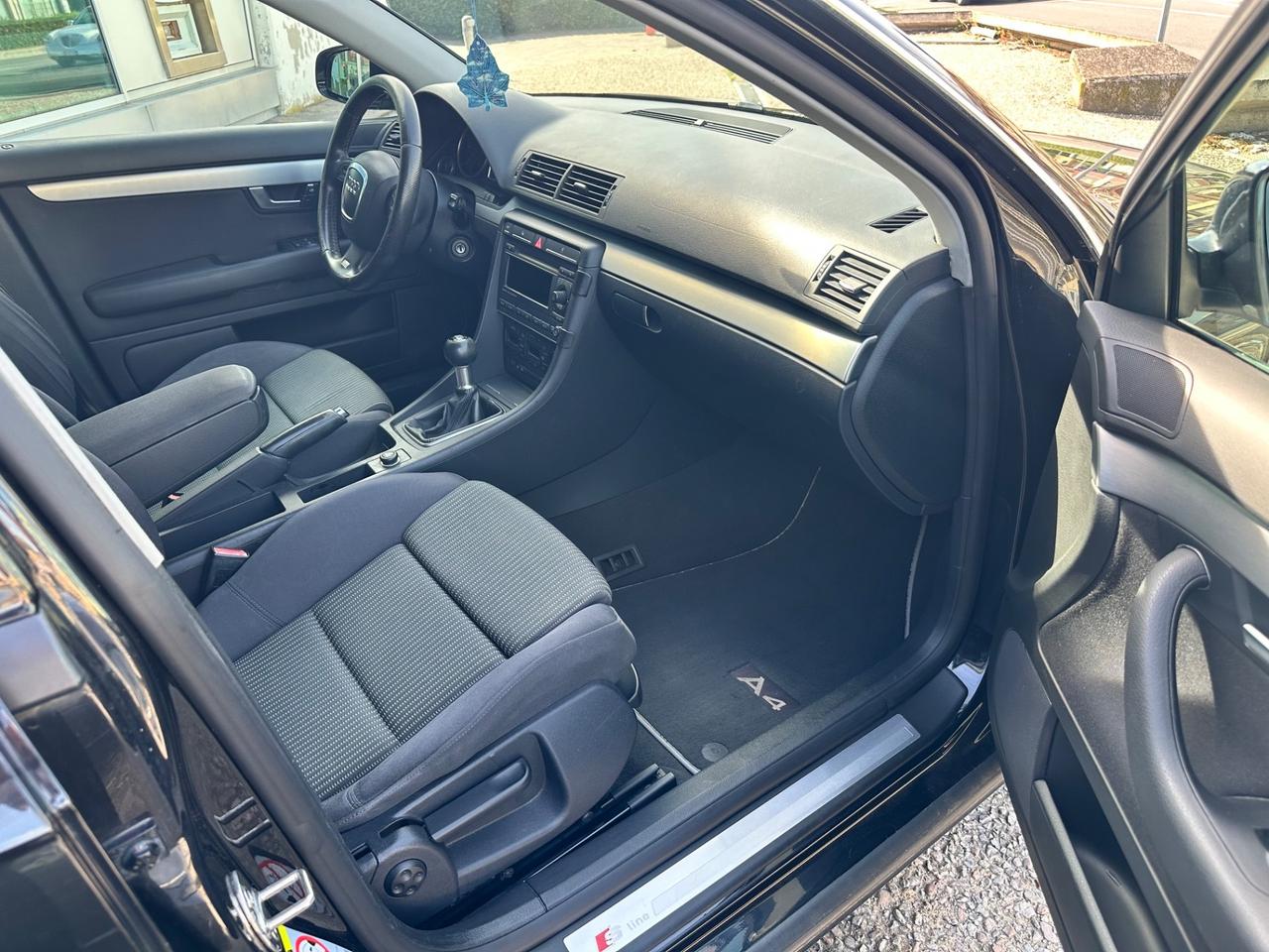 Audi A4 2.0 170 cv station wagon sline