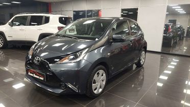 TOYOTA Aygo 1.0 VVT-i 69 CV 5 porte x-wave MMT