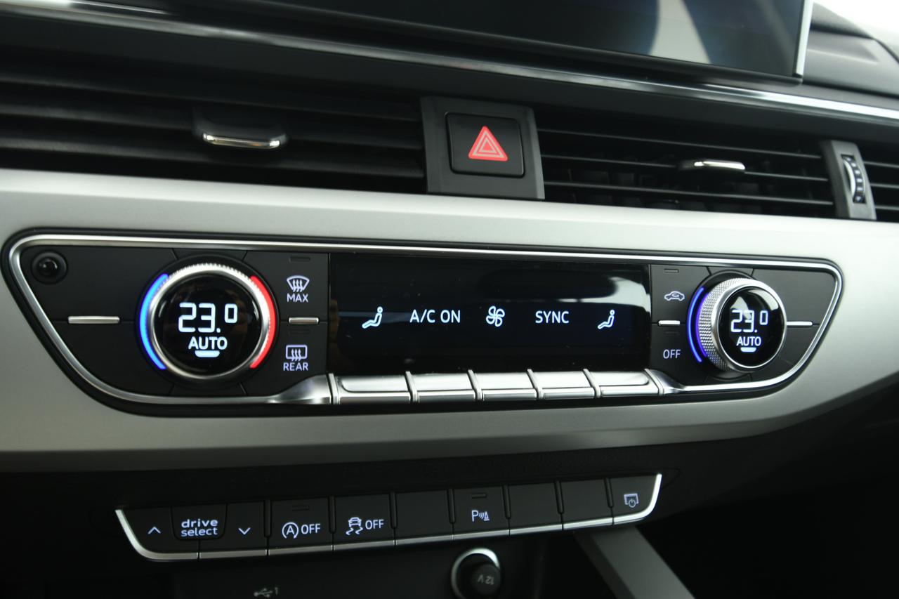 AUDI A4 Avant 35 2.0 tfsi mhev S Line edition 150cv CAMERA+ACC
